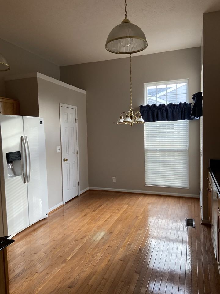 354 Shadow Ridge Dr #354 - Photo 3 of 16