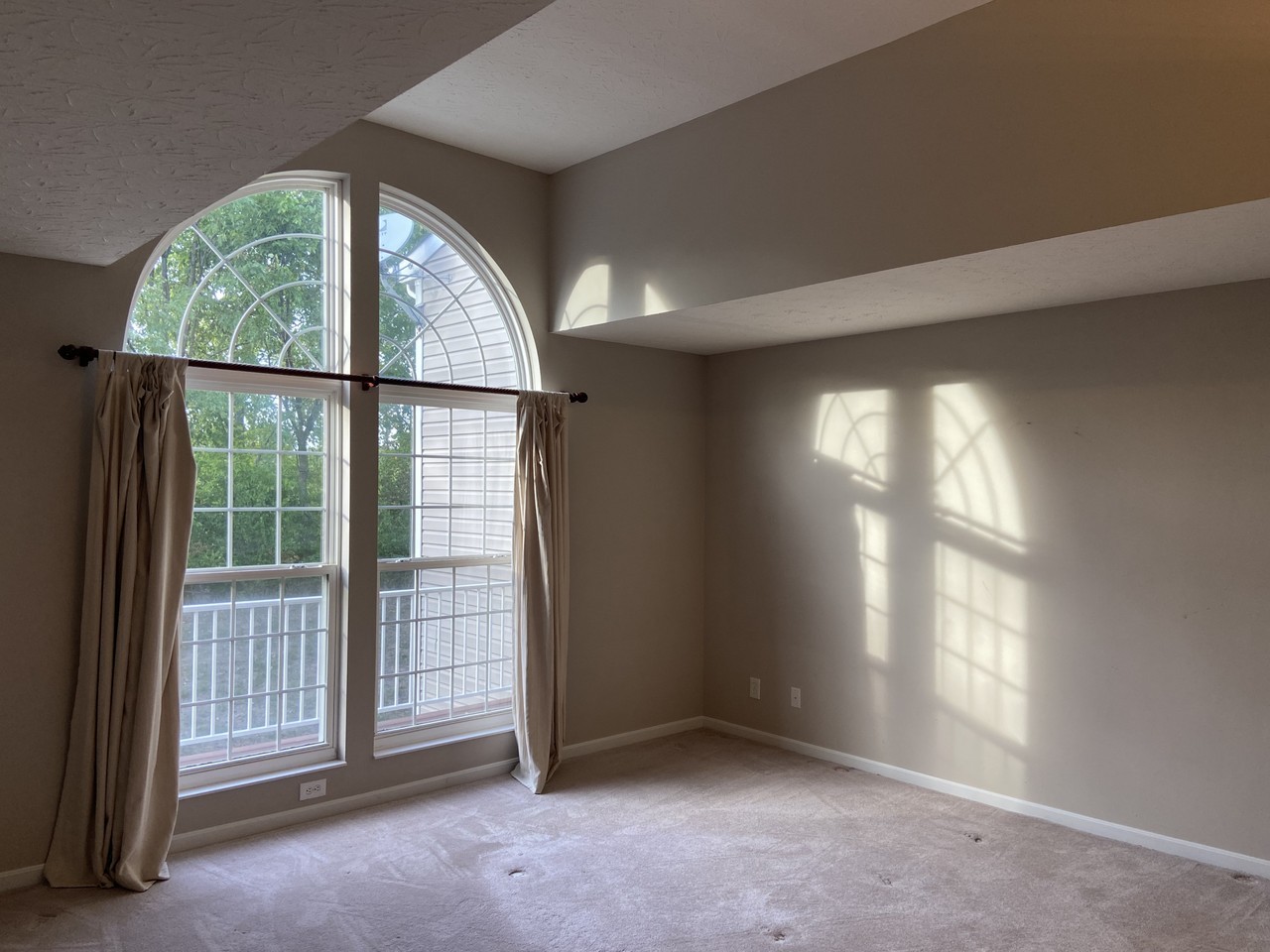 354 Shadow Ridge Dr #354 - Photo 5 of 16