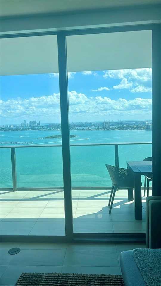 650 Ne 32nd St #3106 - Photo 5 of 29