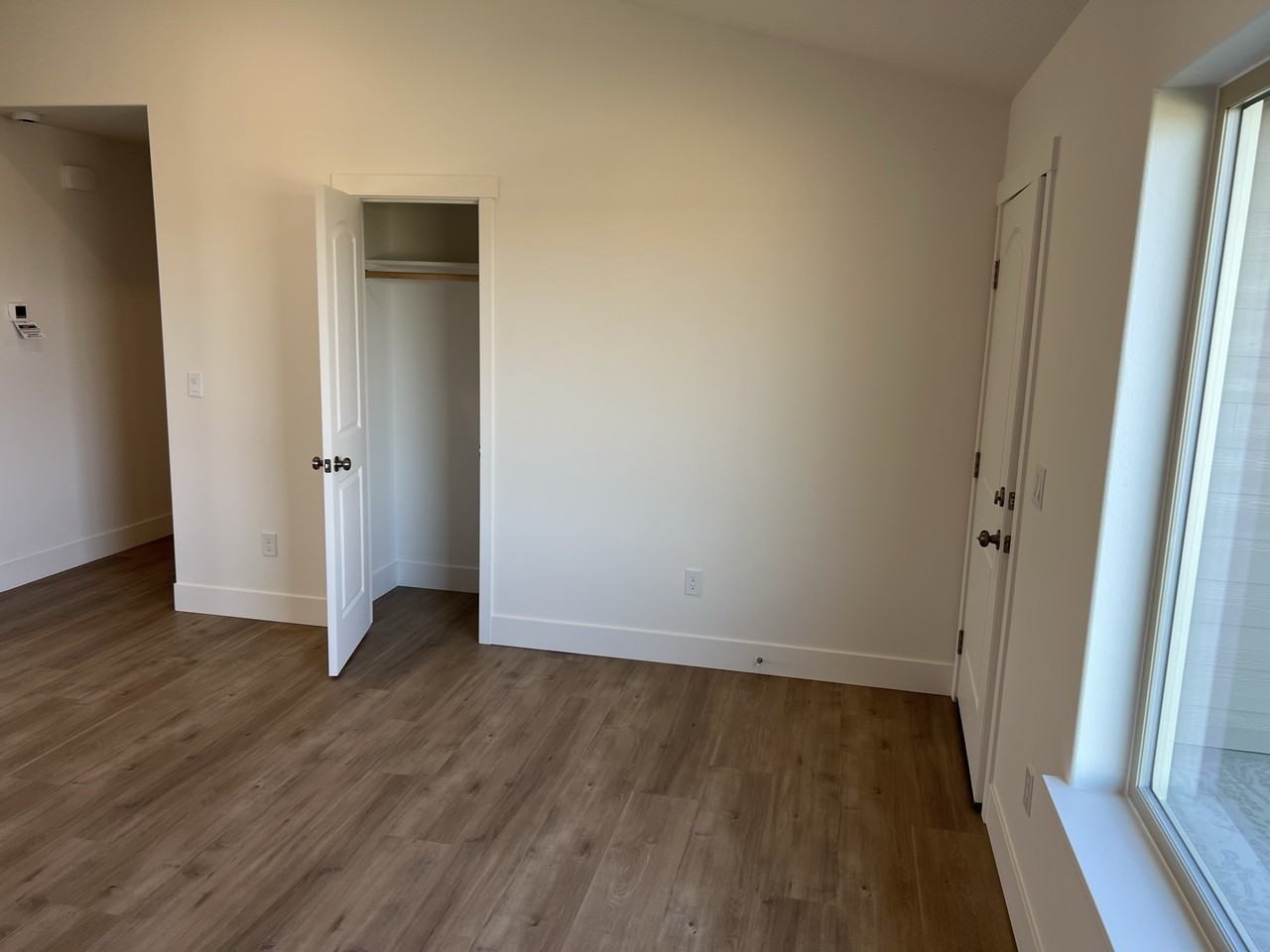 909 N Euclid Rd #NA - Photo 3 of 20
