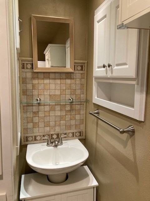 70 Dion Ct #4 - Photo 5 of 11