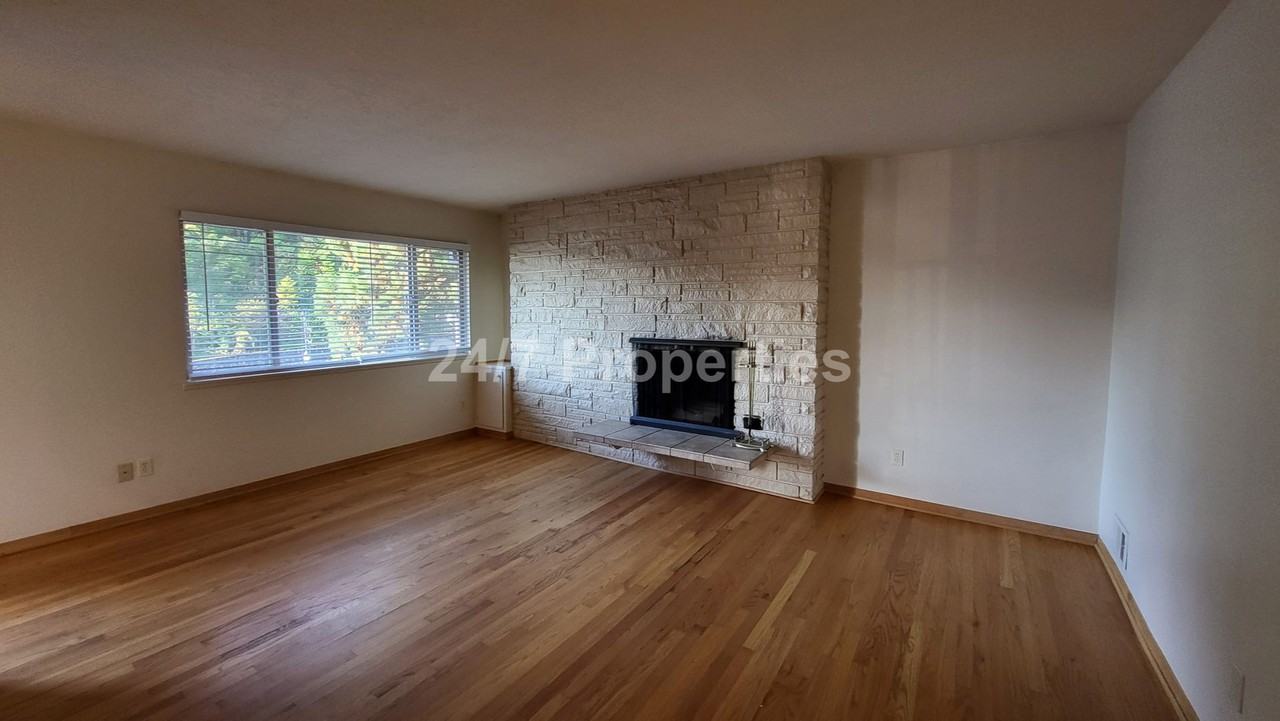 2165 Sw Jefferson St - Photo 2 of 14