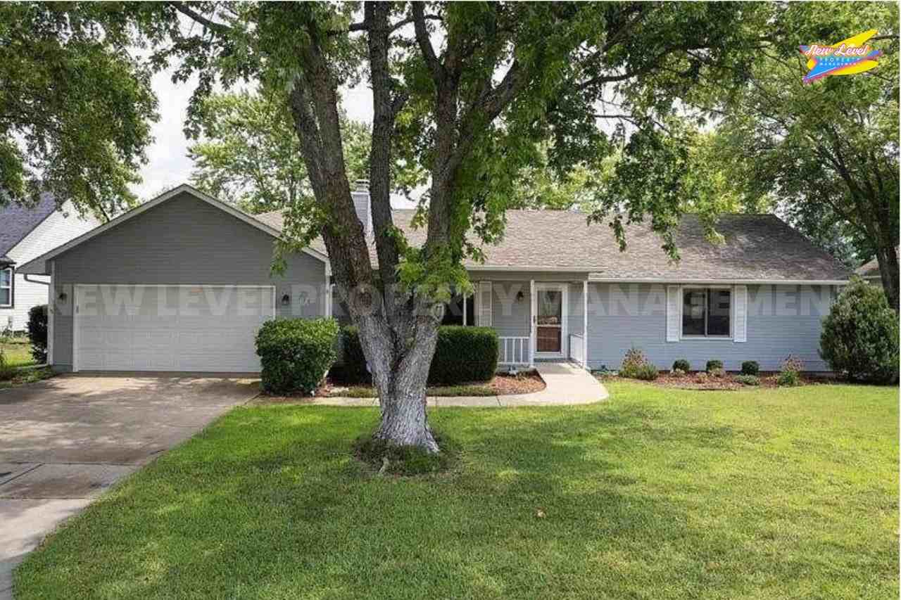 238 S Village Rd - Photo 2 of 40
