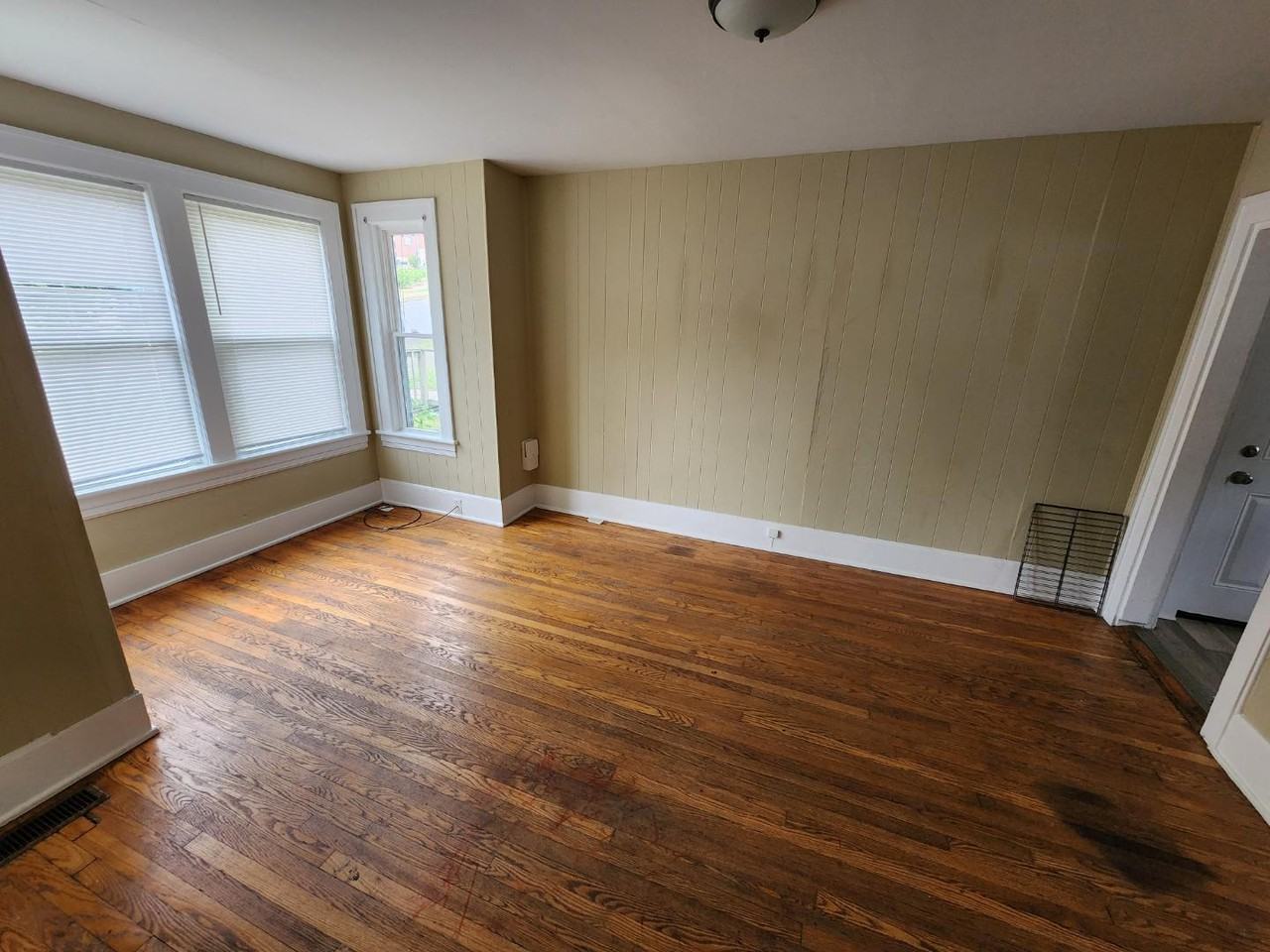 3055 Melrose Ave NW - Photo 3 of 13