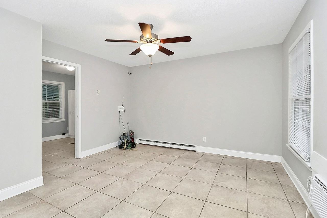 Affordable Updated 1,2,3&4 Bedroom Units!!!! Newly Renovated!!!! Available Now! - Photo 3 of 40