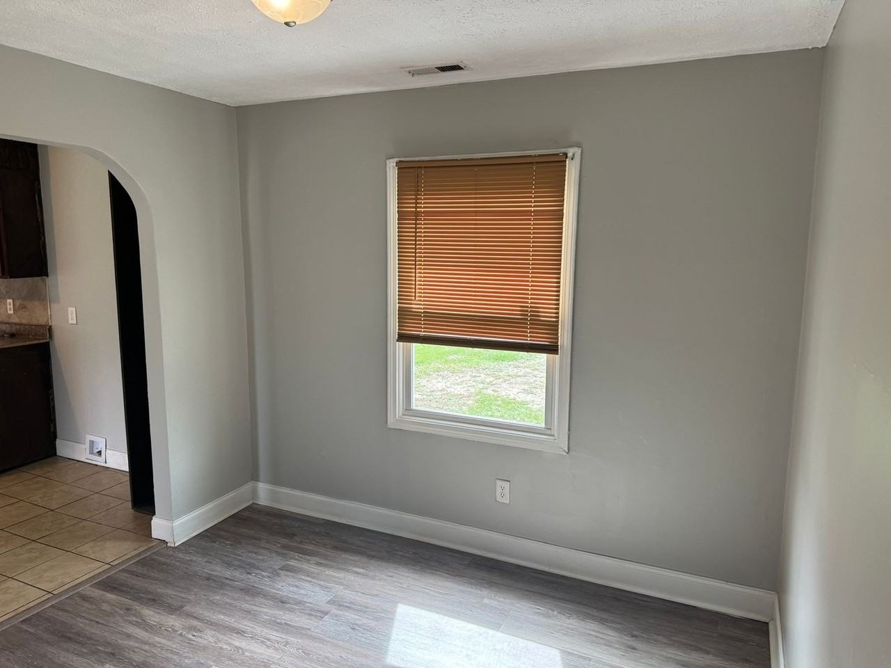 5752 Edmeston Dr - Photo 3 of 24