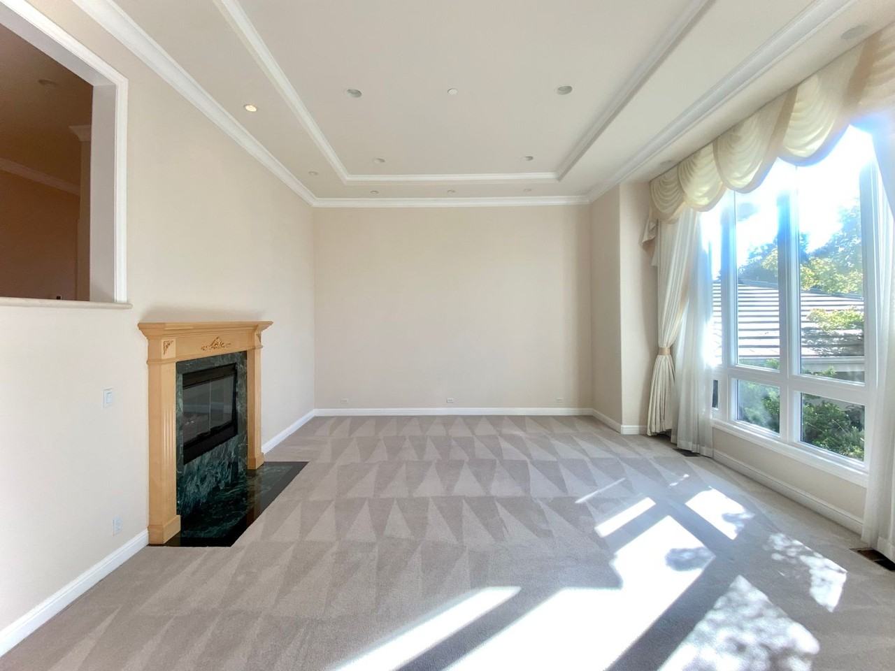 2621 Grapevine Ter - Photo 3 of 50