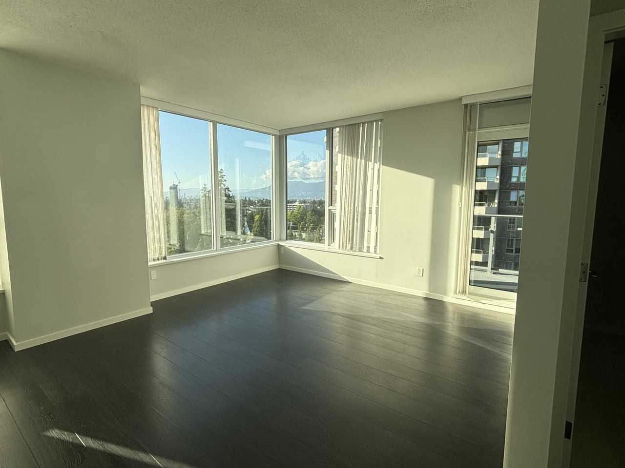 5883 Barker Ave - Photo 3 of 9