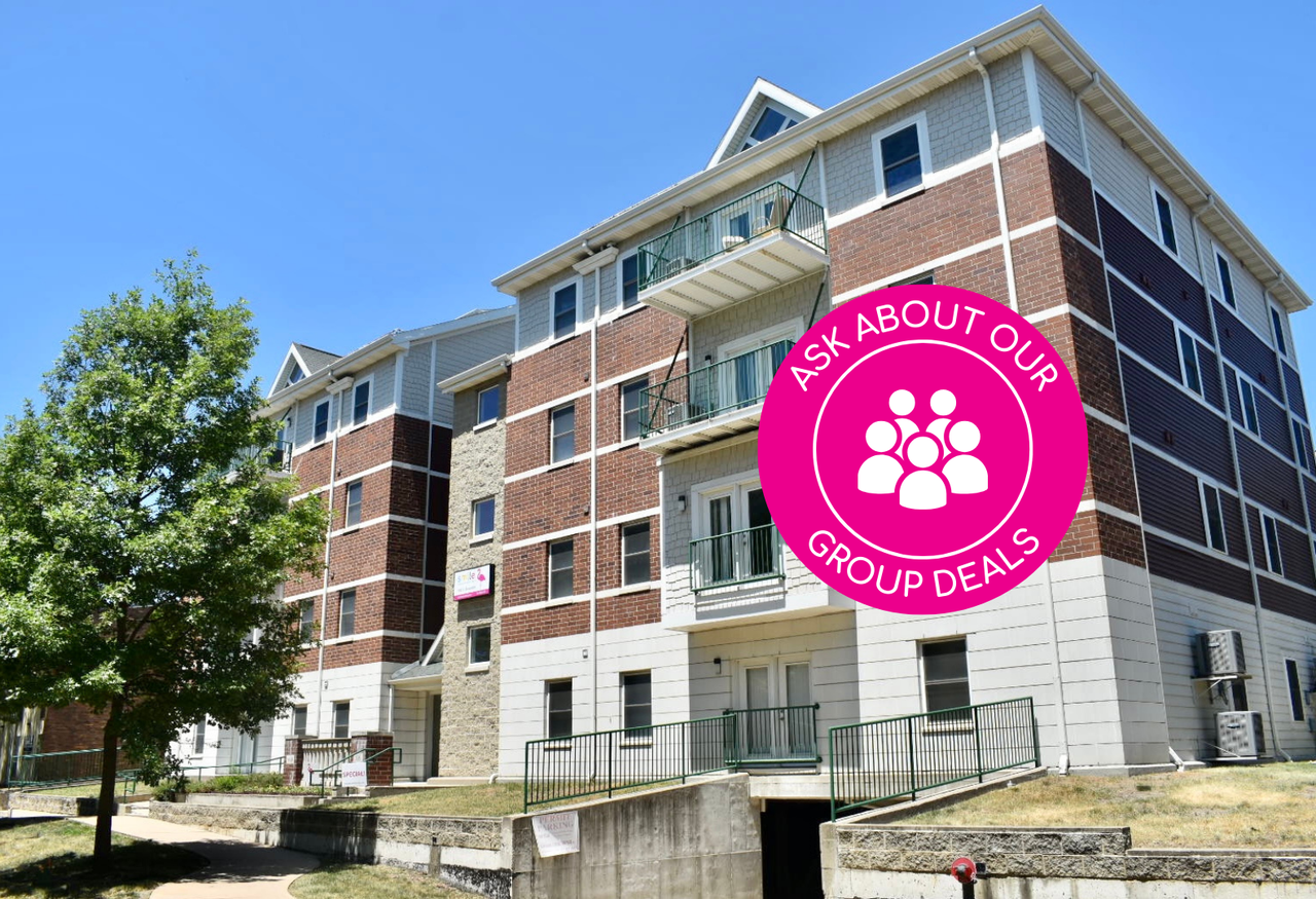 606 E Stoughton - Photo 3 of 50