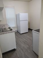 featured image of 806 Dousman St