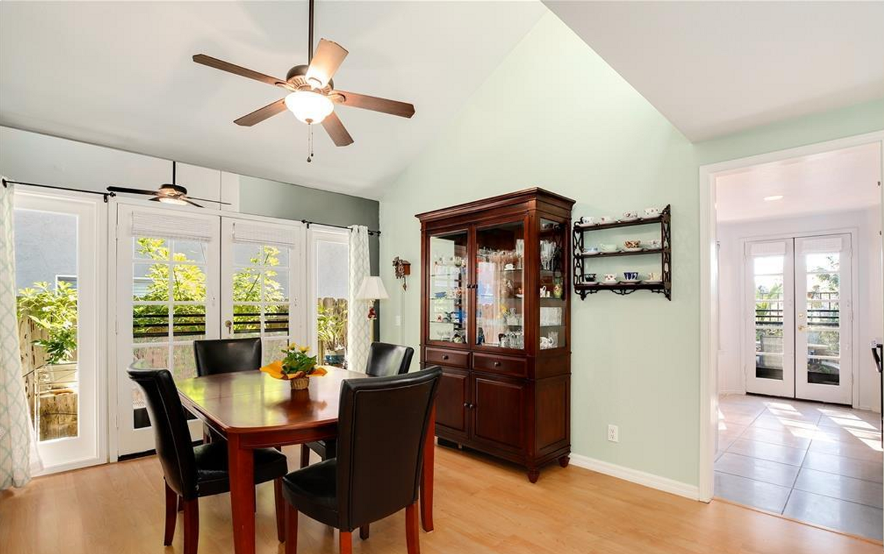 1125 Brewley Ln - Photo 5 of 14