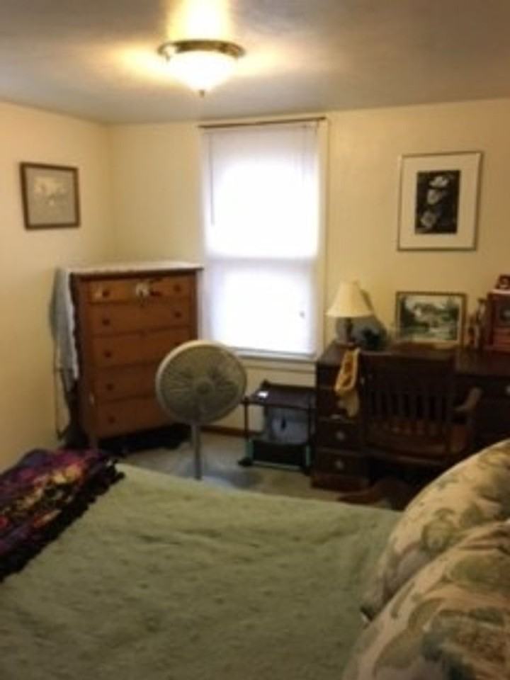 1101 S Dunn St - Photo 7 of 10