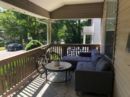 featured image of 725 E 2nd St