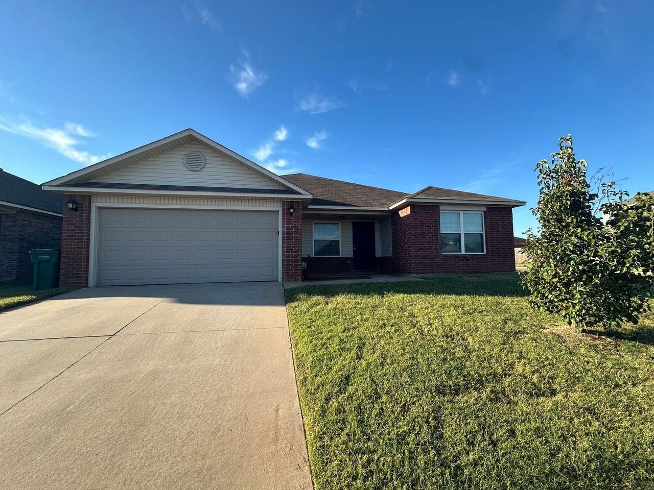 3400 Se 95th St - Photo 3 of 30