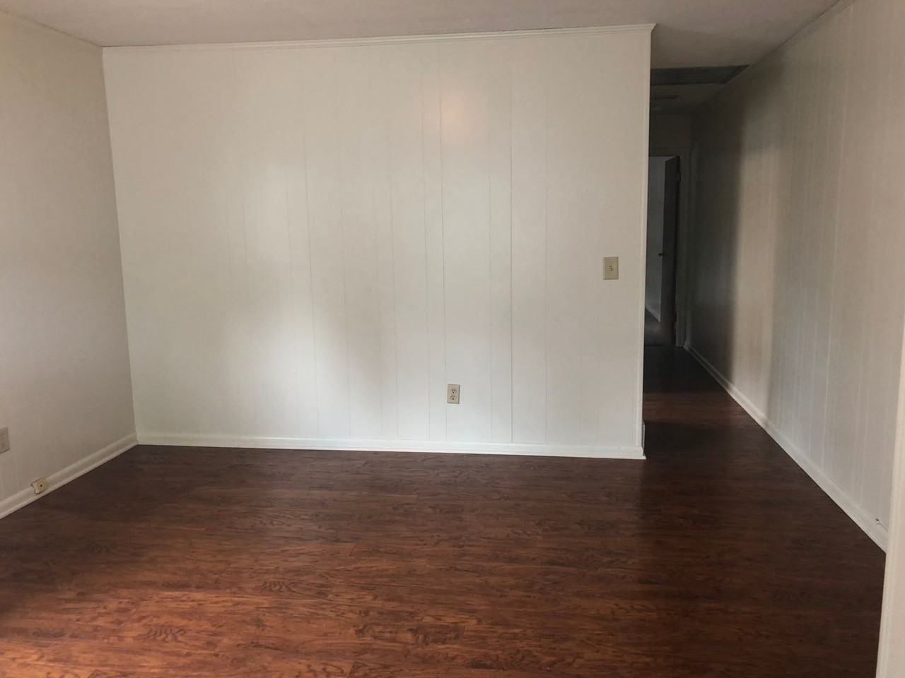 615 S Lincoln St - Photo 2 of 13