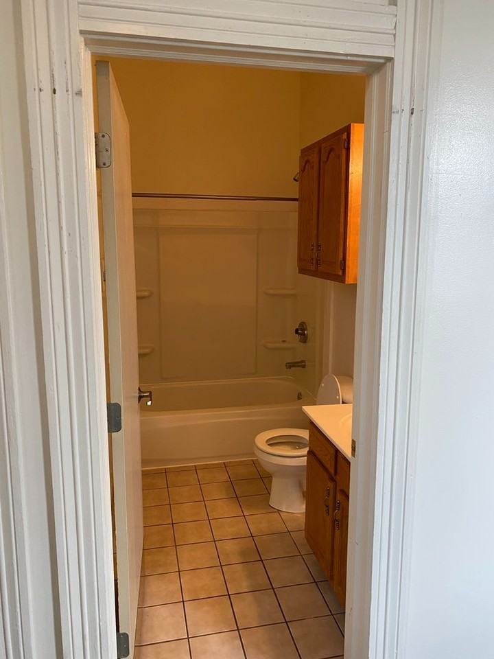 602 N Grant St - Photo 5 of 6
