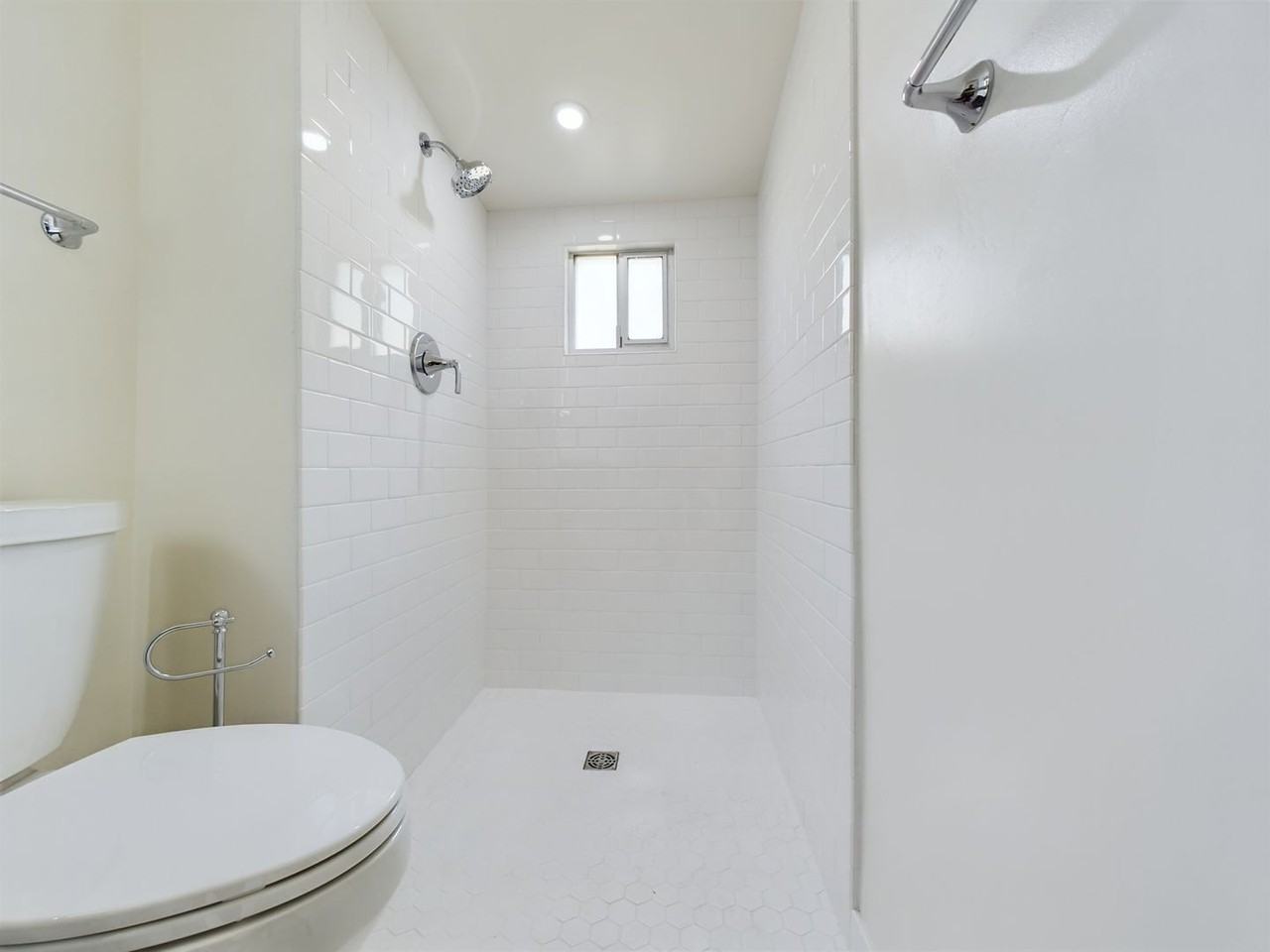 675 Sonoma Ave - Photo 7 of 10