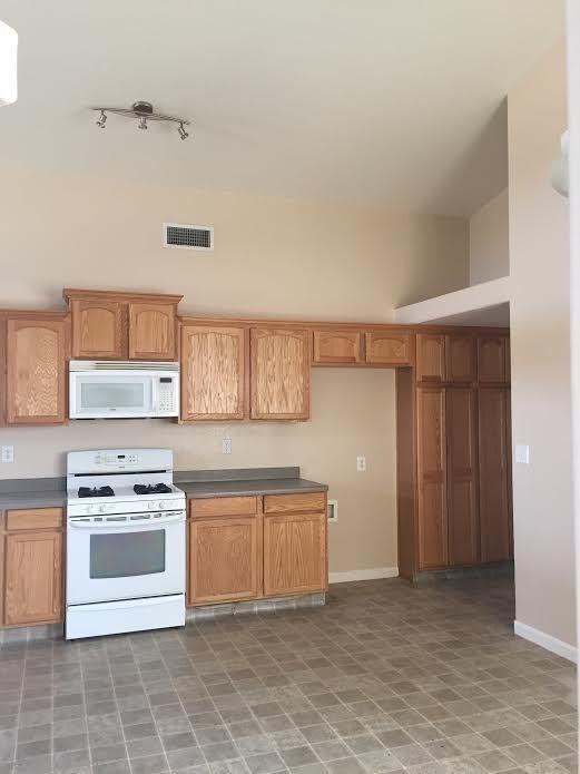 8307 Charles Pl - Photo 6 of 20