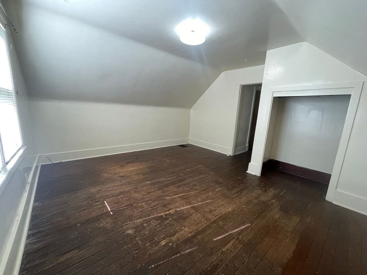 1234-36 C St - Photo 3 of 8