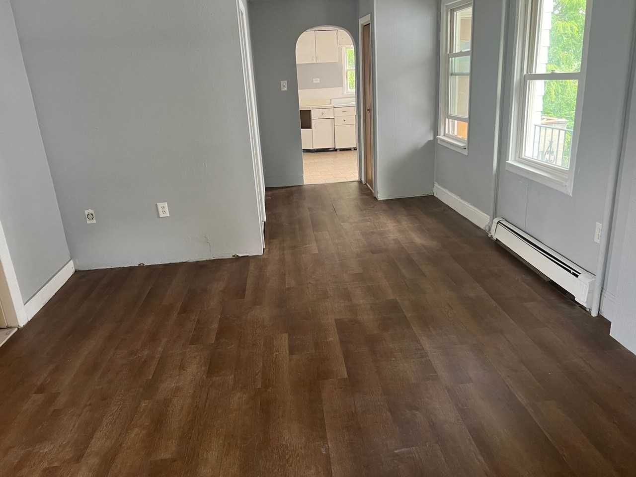 1013 Acker - Photo 2 of 13