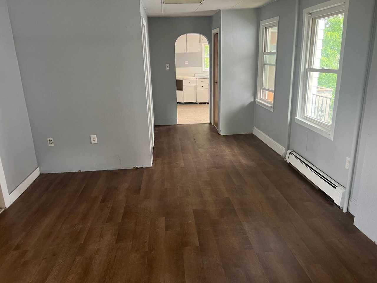 1013 Acker - Photo 3 of 13