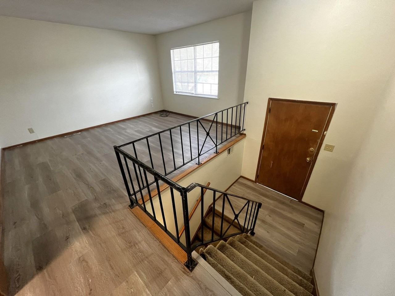 2 Regal Ln - Photo 2 of 20