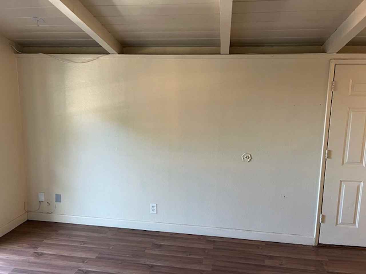 170 Gramercy Pl - Photo 2 of 4