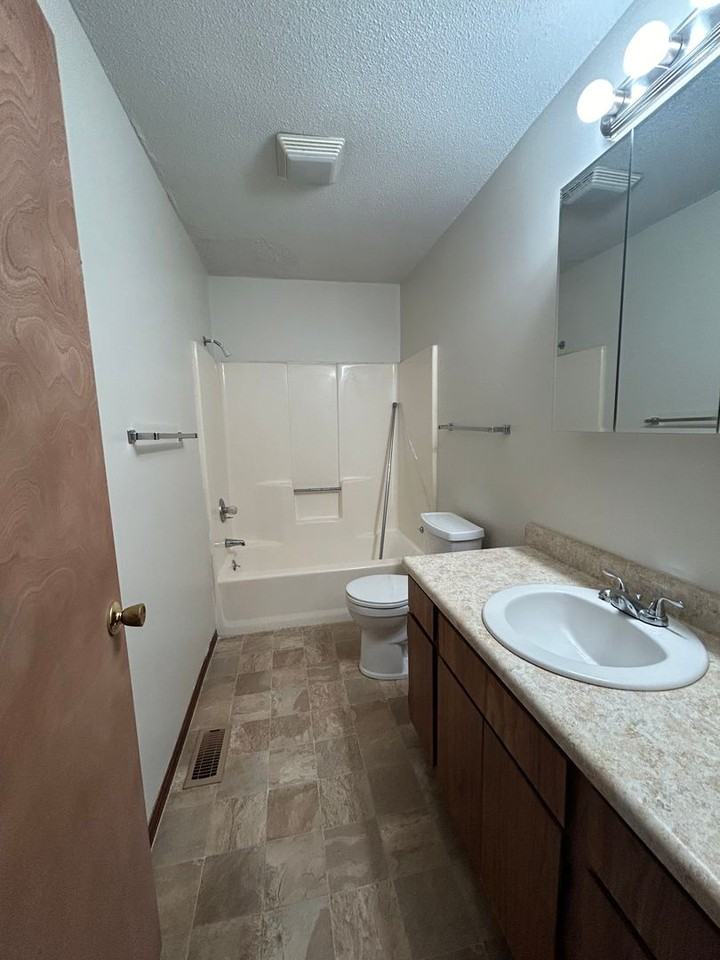 5005 W Keller Dr - Photo 3 of 5