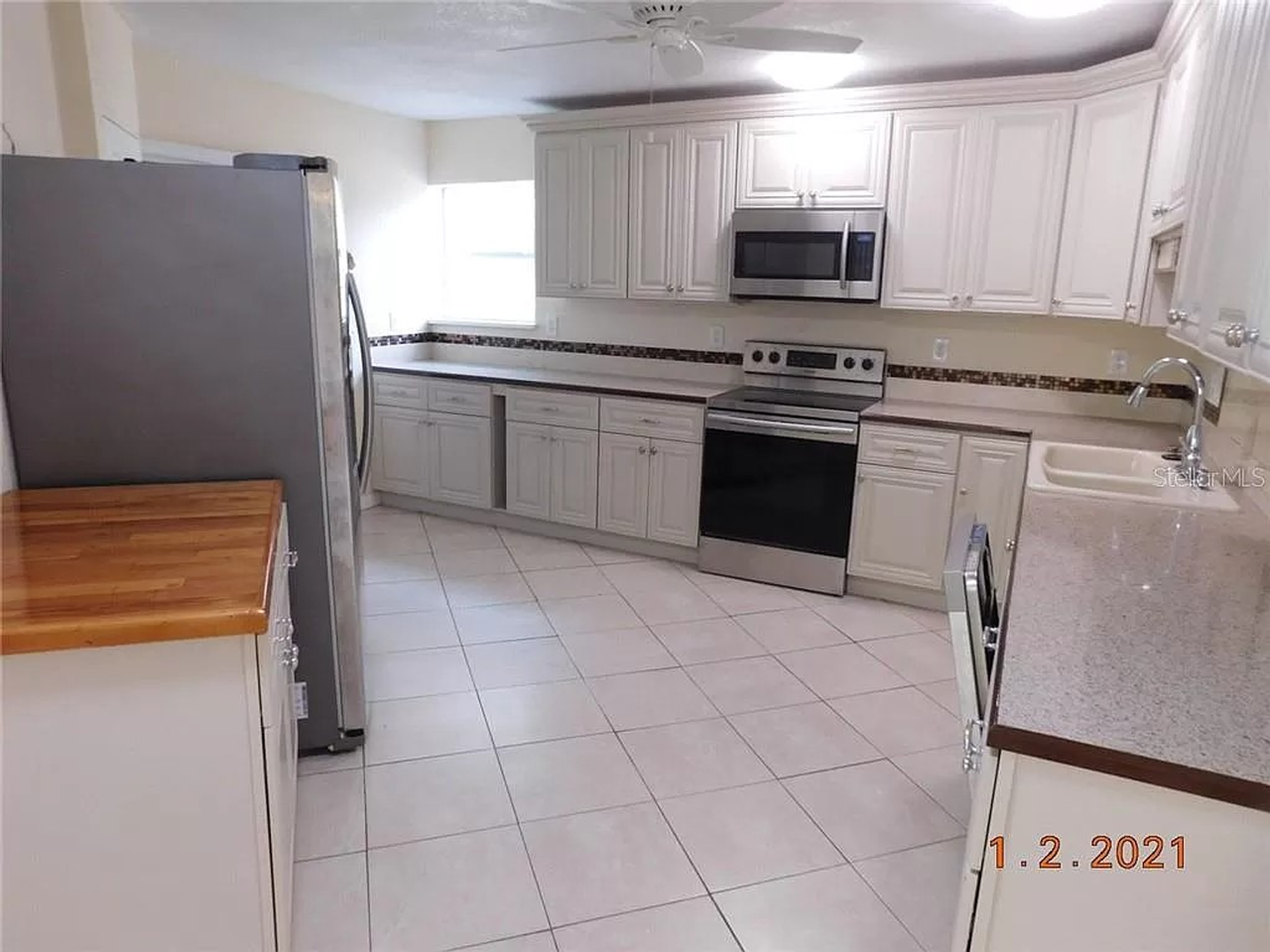 8185 Longbay Blvd - Photo 5 of 24