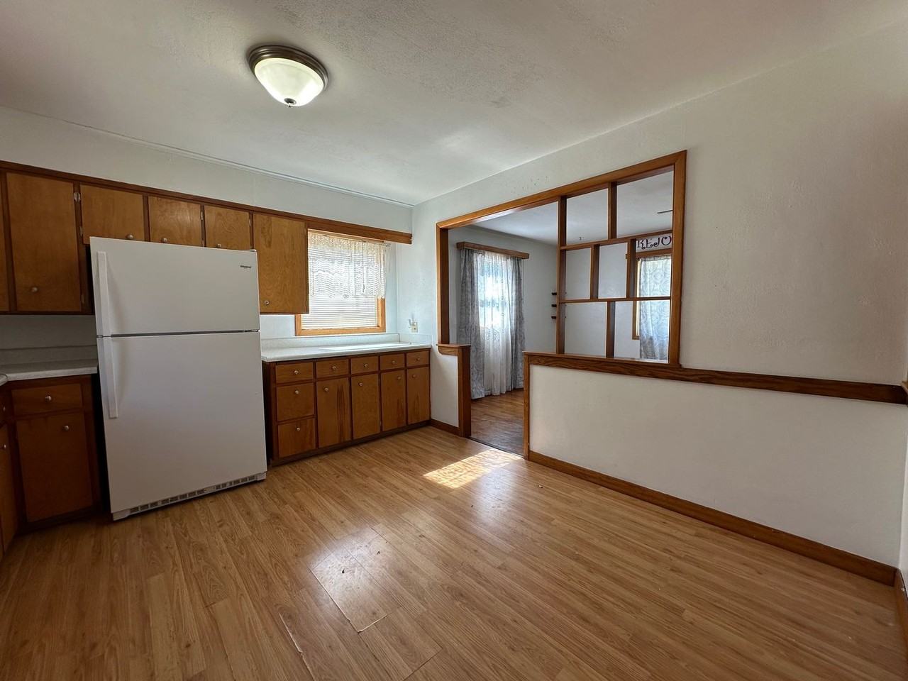 1419 S 28th St - Photo 3 of 13