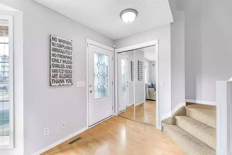 104 Prestwick Villas Se - Photo 2 of 30