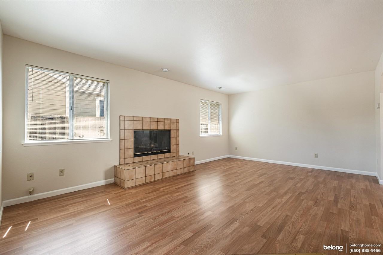 1659 Thrush Ave - Photo 6 of 20
