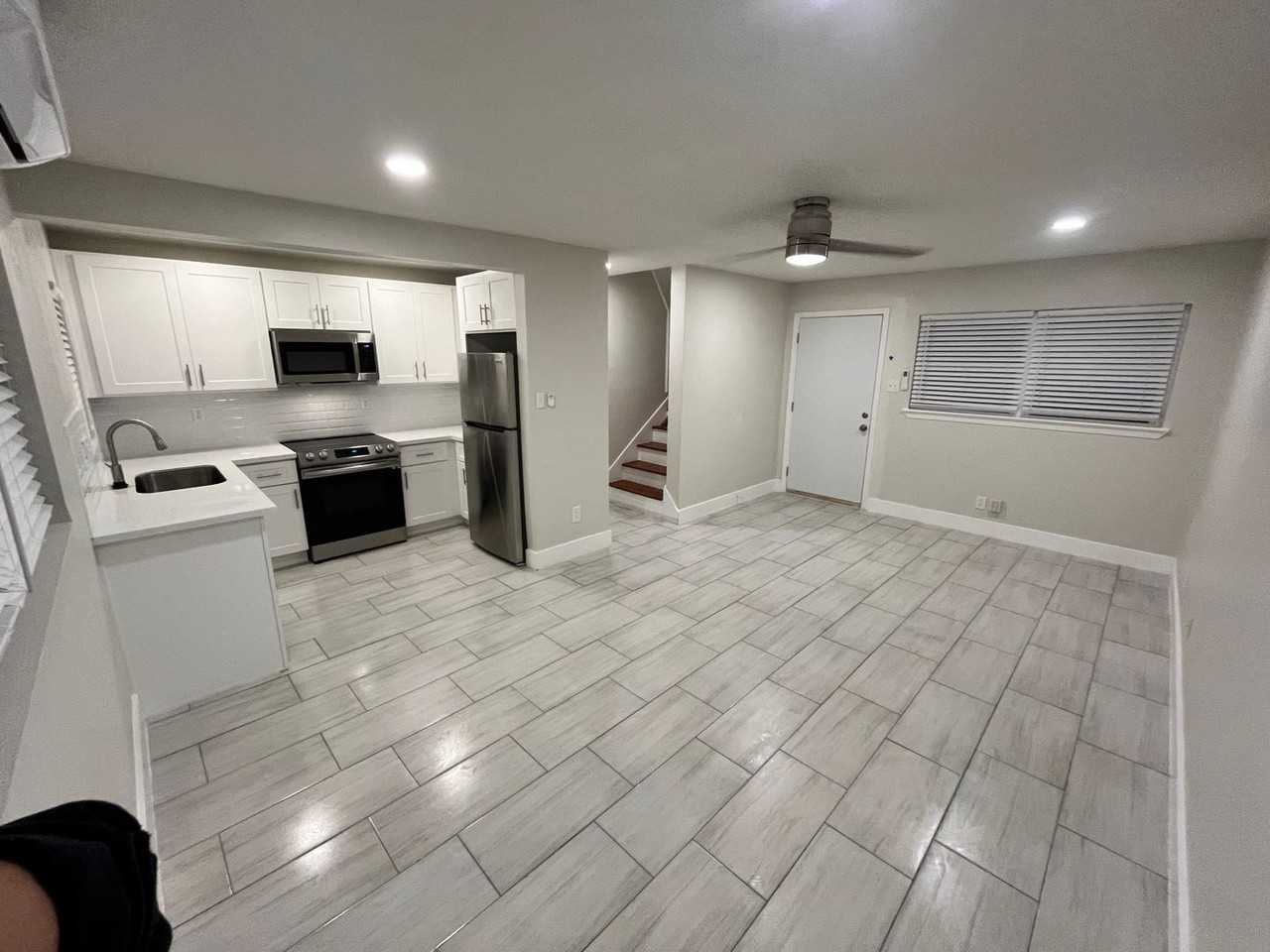 The Block At Montrose - Photo 6 of 50