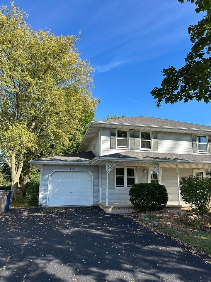 Oakwood Road Duplexes - Photo 2 of 2