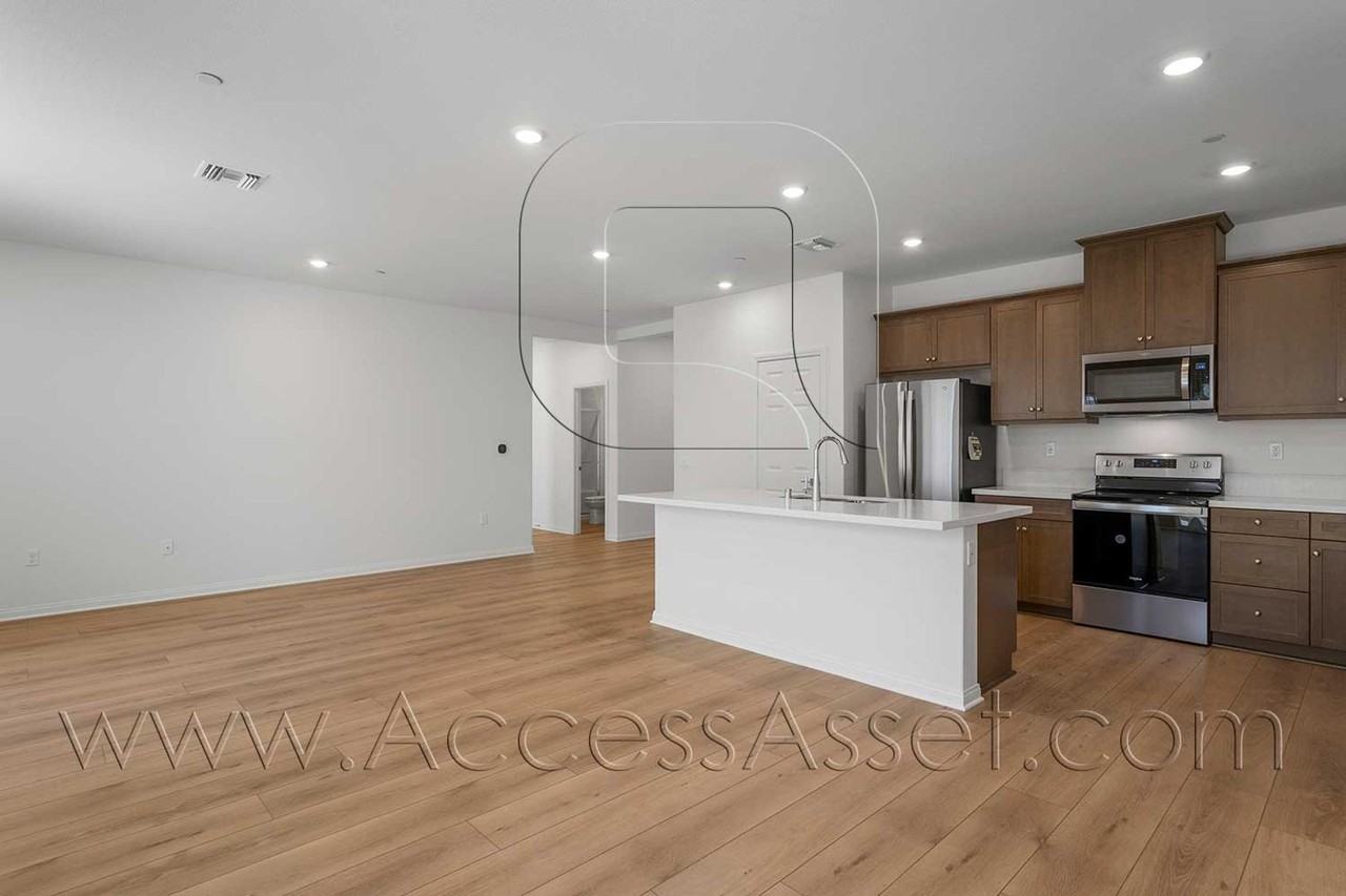 4812 Sicily Dr - Photo 6 of 30