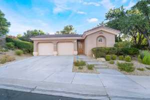 featured image of 1 Emerald Dunes Cir