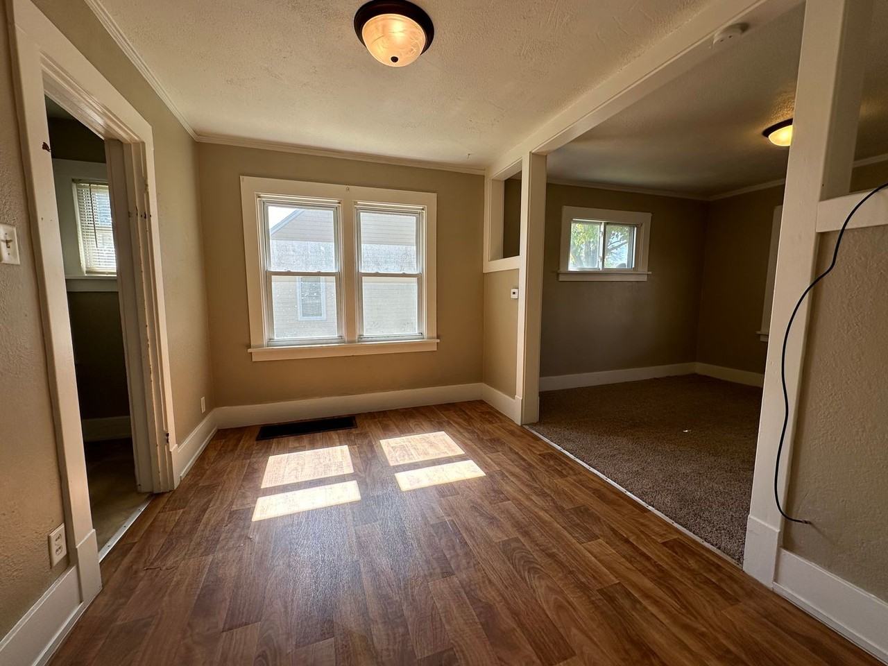 1113 S 20th St - Photo 3 of 8