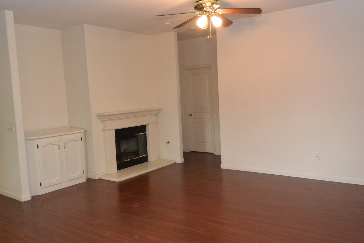 2222 N Quincy Ct - Photo 6 of 24
