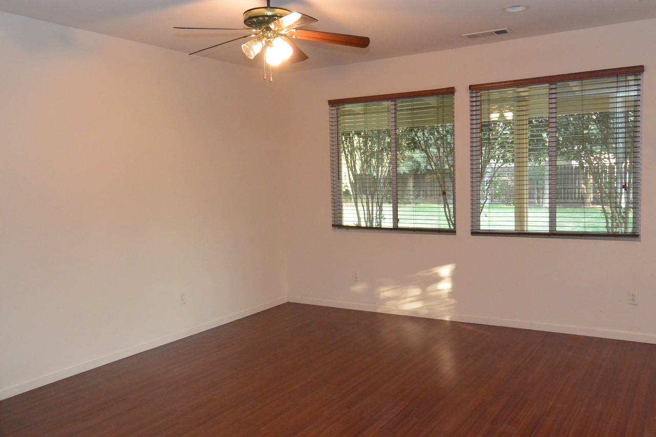 2222 N Quincy Ct - Photo 7 of 24