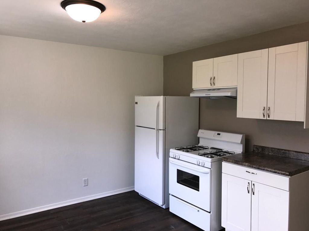 1324 94th Ave W - Photo 3 of 11