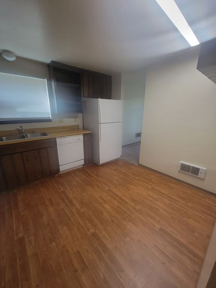 5105 204th Street Ct E - Photo 6 of 18