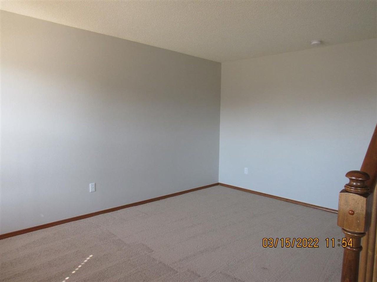 825 Columbia Ave - Photo 3 of 10