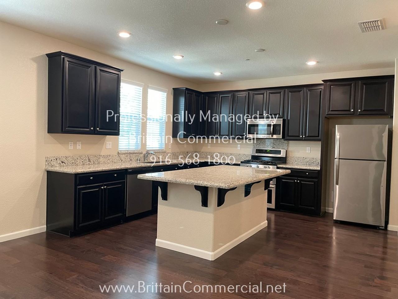 1017 Dennington Pl - Photo 2 of 34