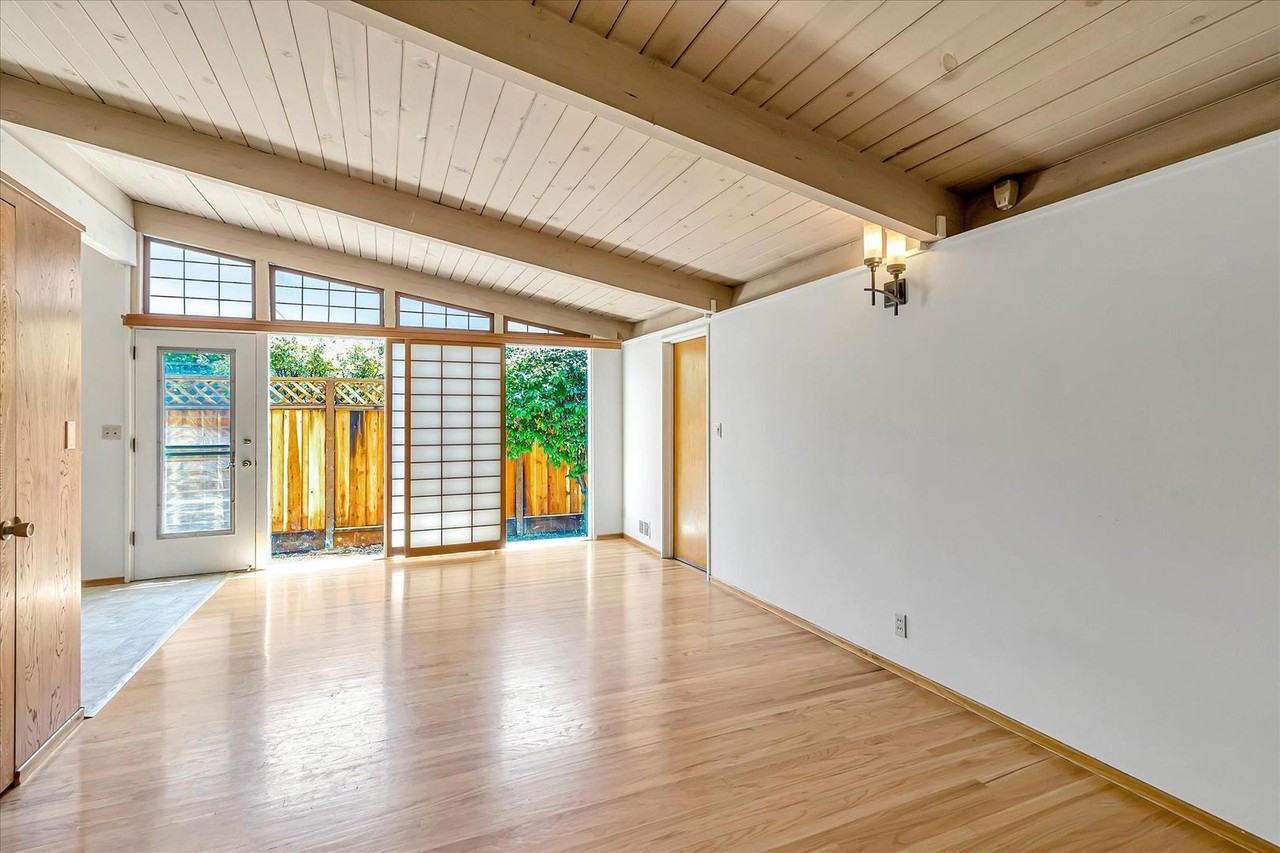 3807 Nathan Way - Photo 6 of 38