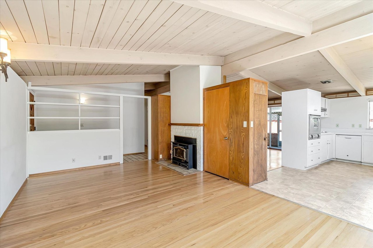 3807 Nathan Way - Photo 7 of 38