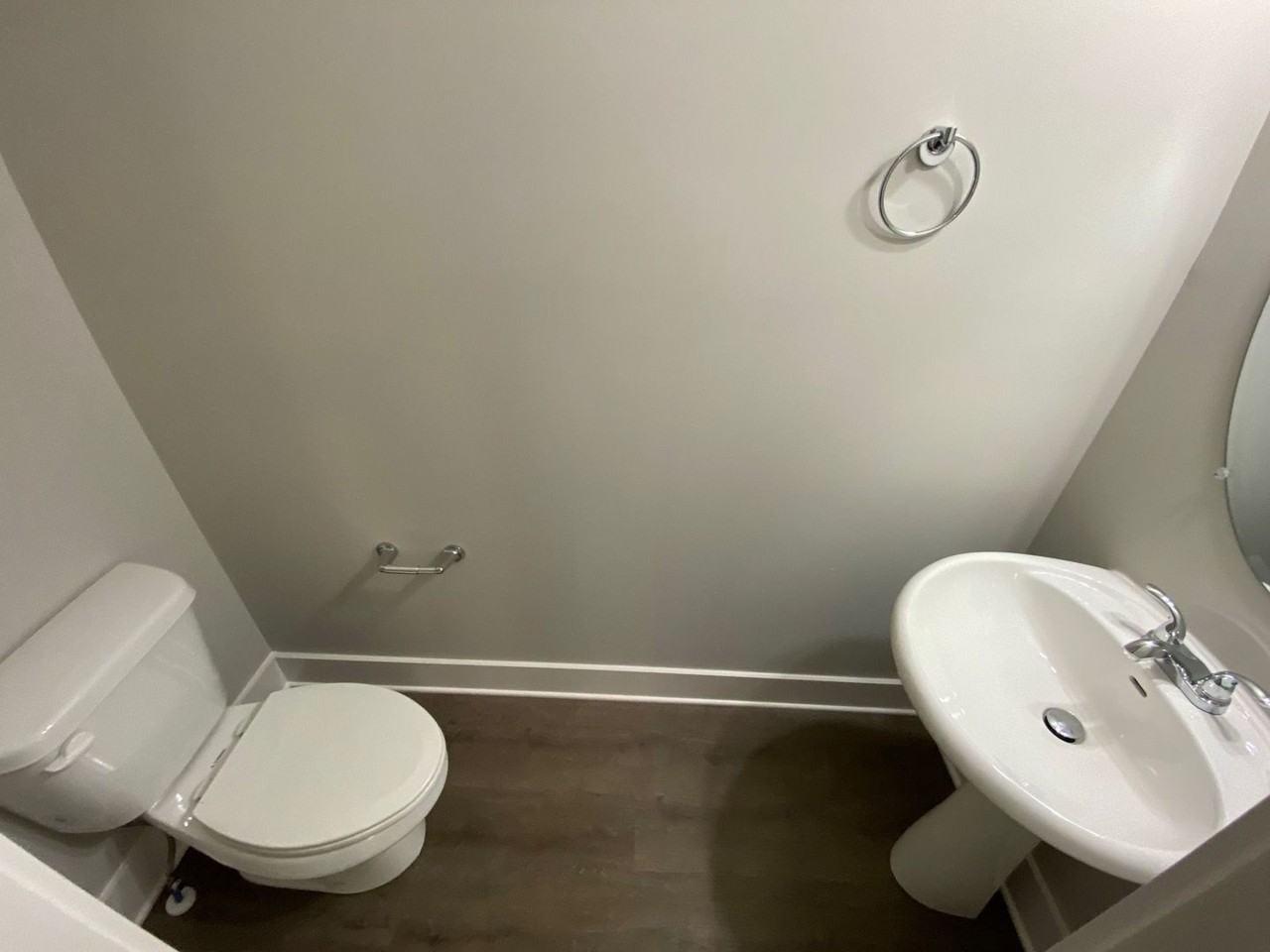 259 Bailey St - Photo 5 of 37