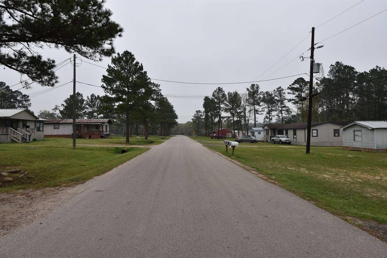 12858 Roy Harris Loop - Photo 3 of 46