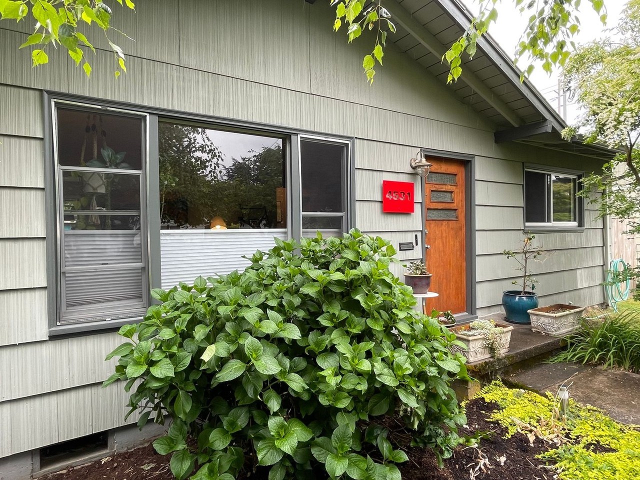 4531 Se 50th Ave - Photo 5 of 34