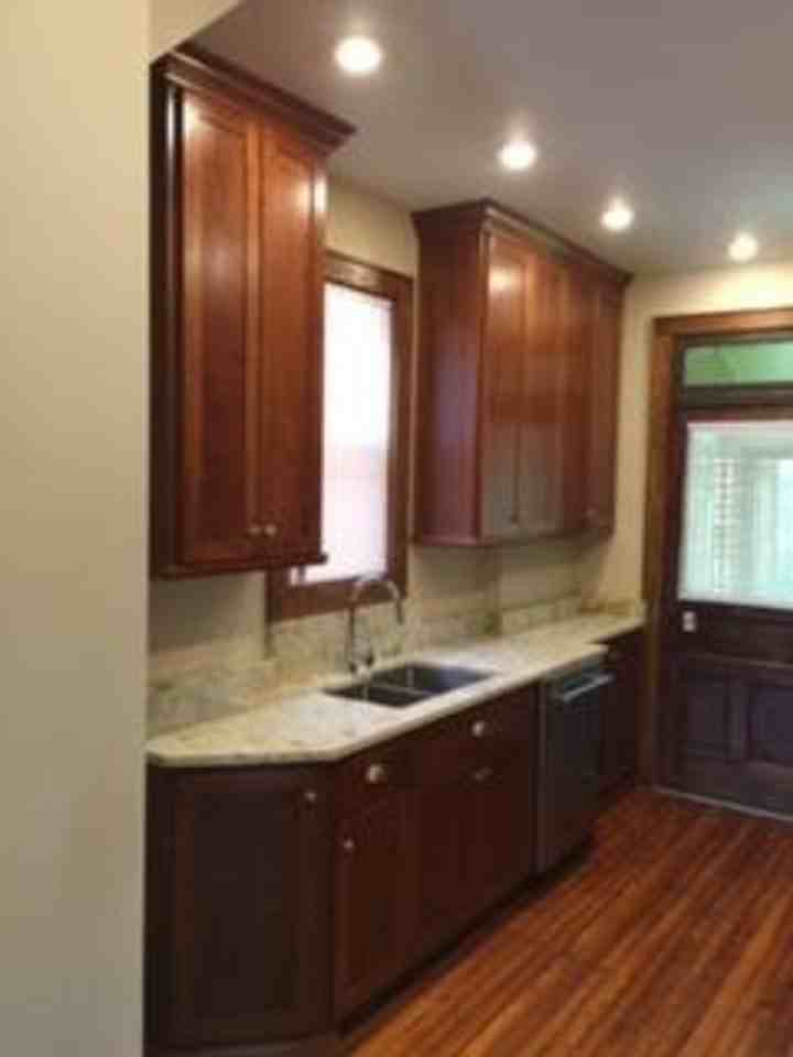 106 W Oakland Ave - Photo 2 of 20