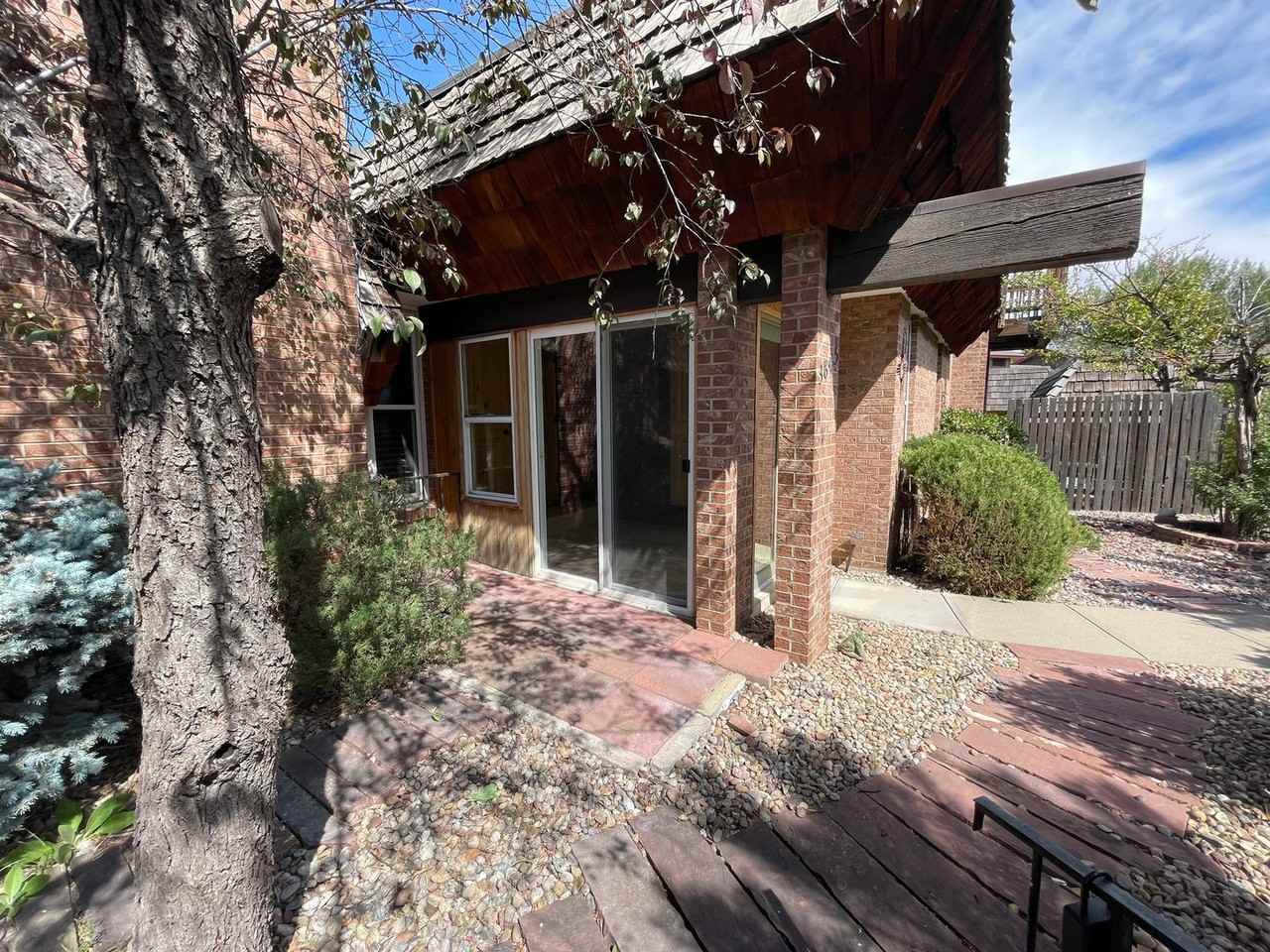 3845 Apache Ct W #C - Photo 2 of 26
